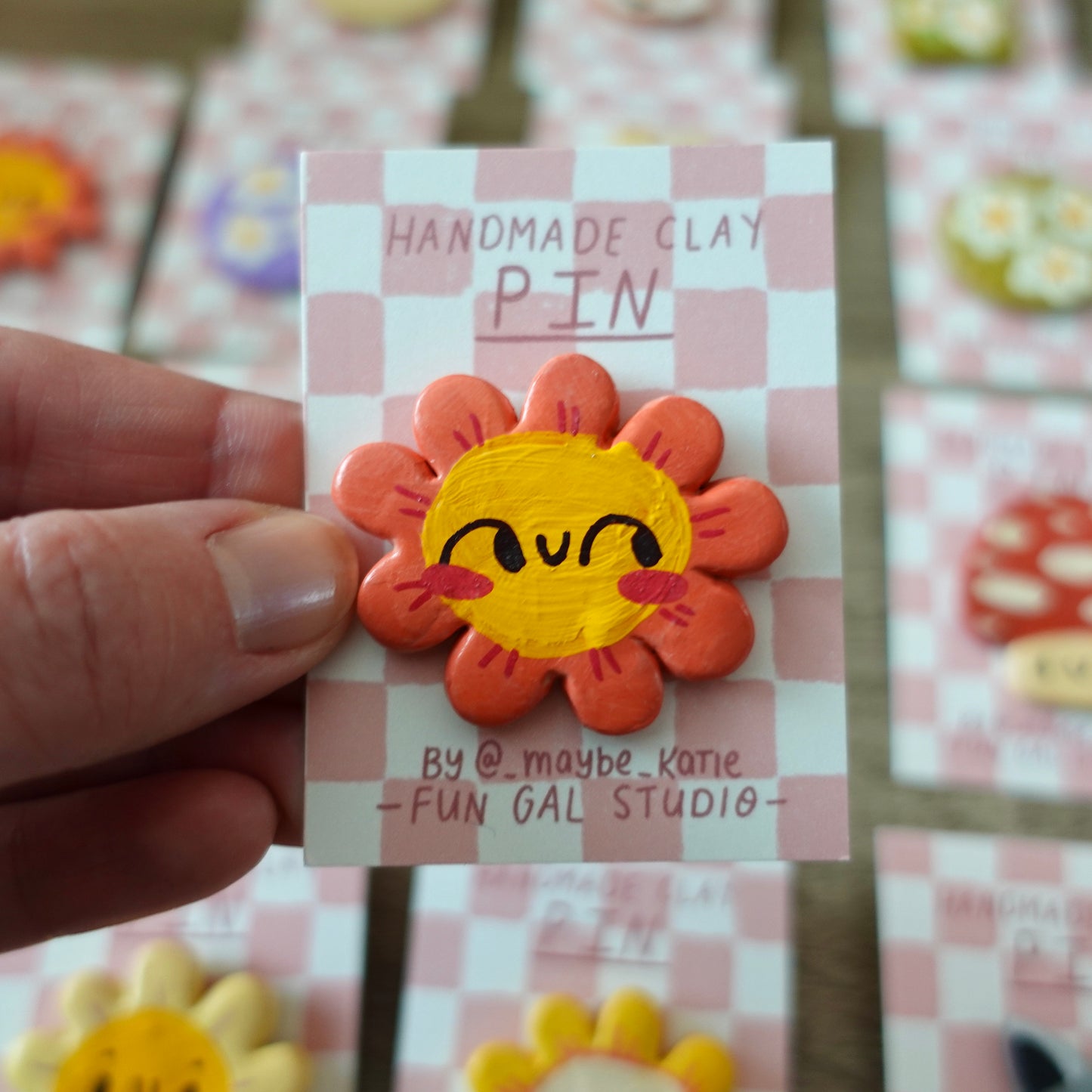 Happy Flower Pin